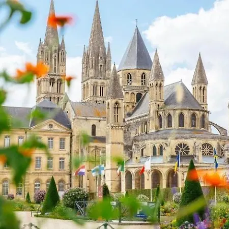 Au Passage De Bayeux, Centre Historique *